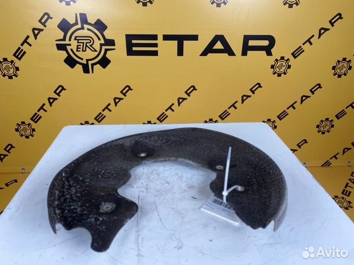 Пыльник тормозного диска задний правый Audi S5 8T