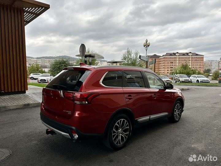 Mitsubishi Outlander 3.0 AT, 2017, 57 000 км