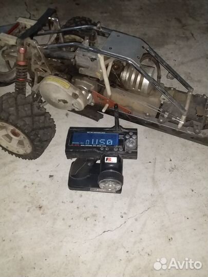Машинка на радиоуправлении с двс