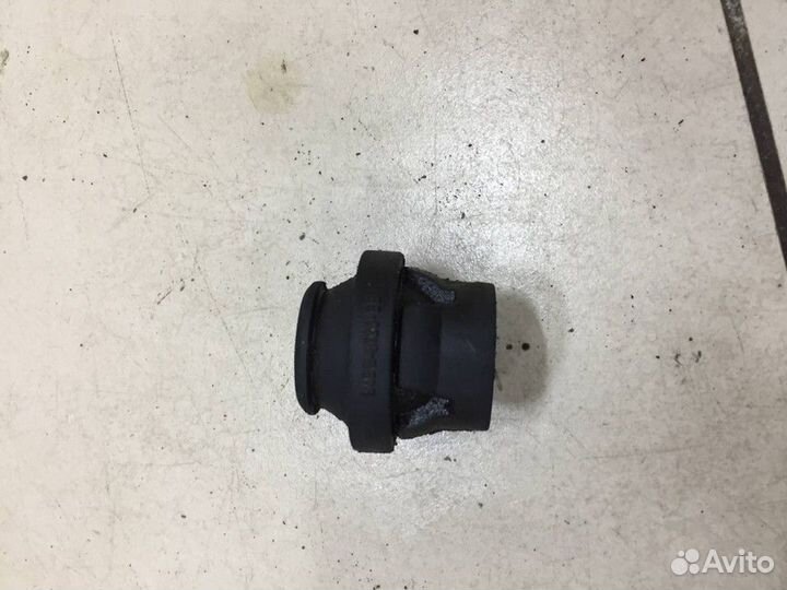 Подушка радиатора нижняя Ford Mondeo, Ford Transit