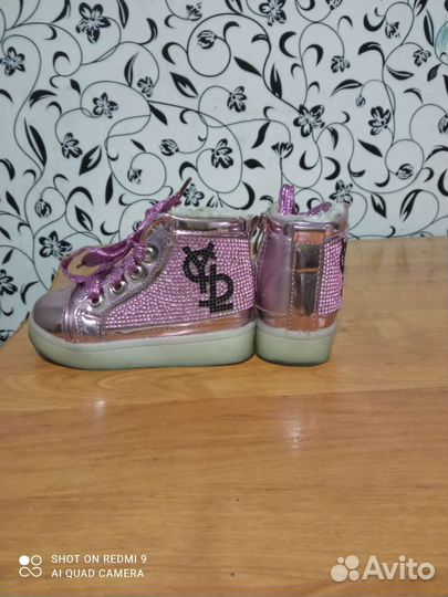 Зимние ботинки для девочки