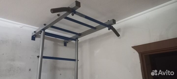 Шведская стенка с турником