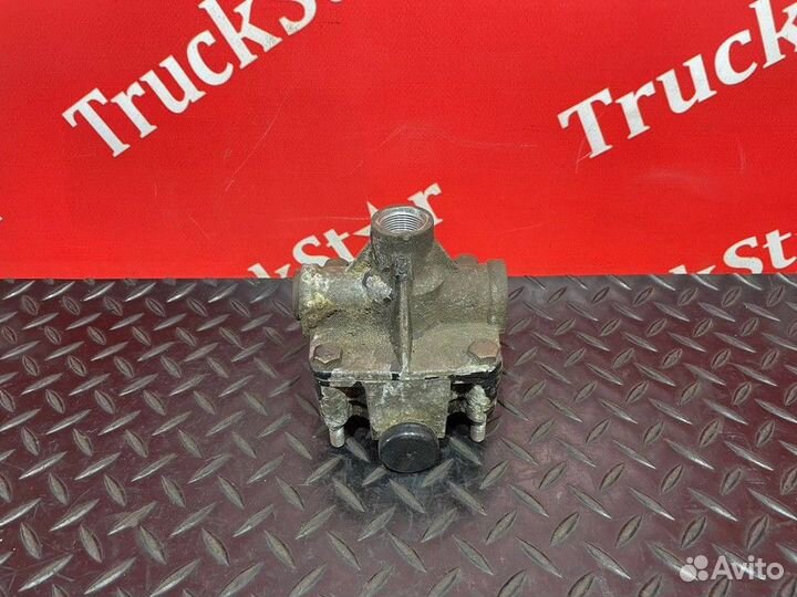 Клапан ускорительный