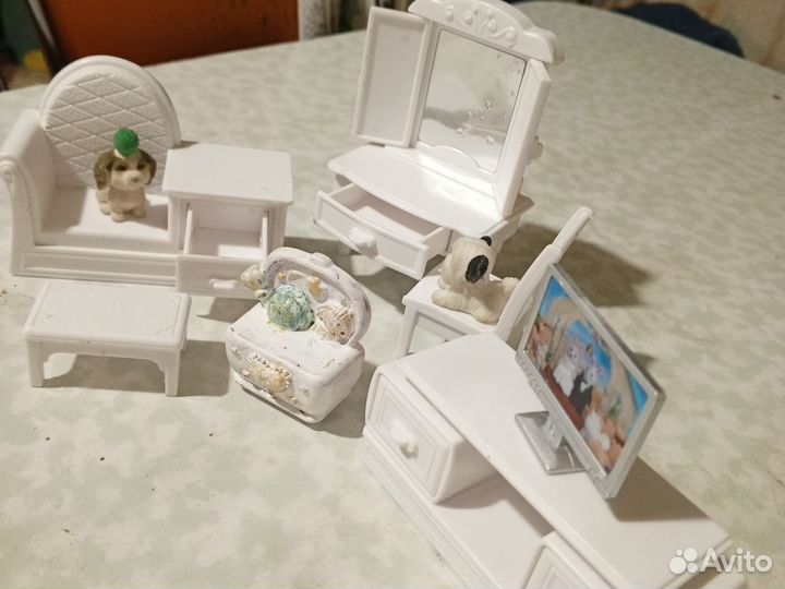 Мебель для детского домика