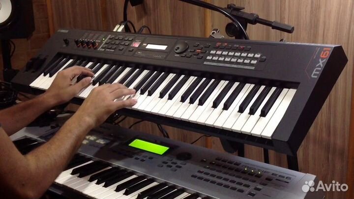 Синтезатор Yamaha MX 61