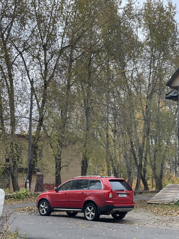 Volvo XC90: фото владельца