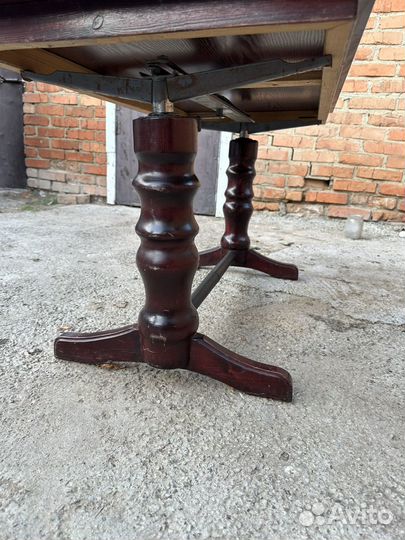 Журнальный стол