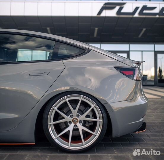 Tesla Model 3 AT, 2020, битый, 21 000 км