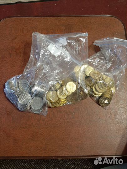 Юбилейные монеты россии