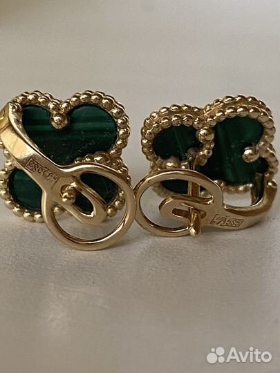 Золотые серьги с малахитом