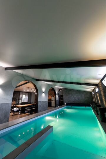 Коттедж 385 м² на участке 15 сот.