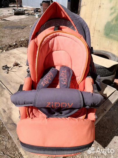 Коляска zippy 2 в 1