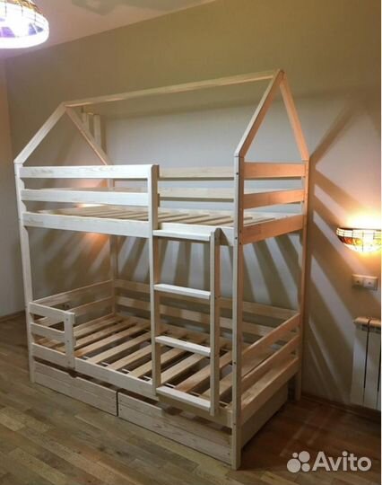 Двухъярусная кровать домик 180х80