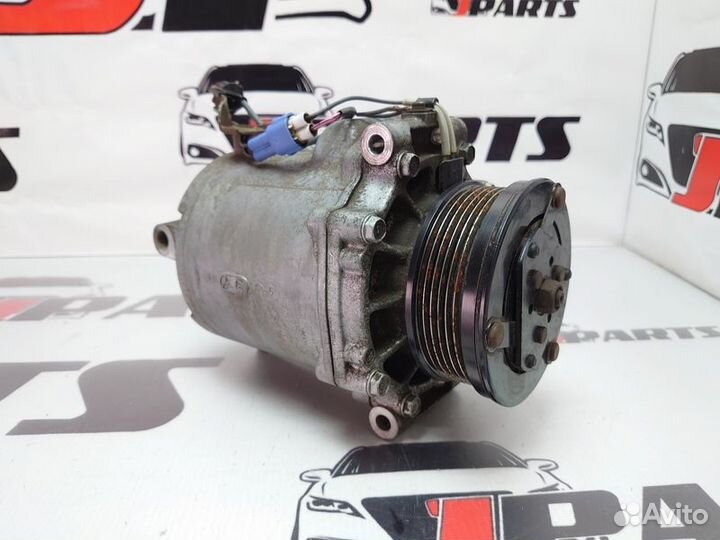 Компрессор кондиционера Mitsubishi Outlander XL