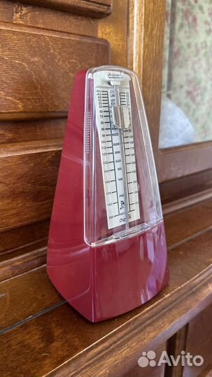 Метроном механический