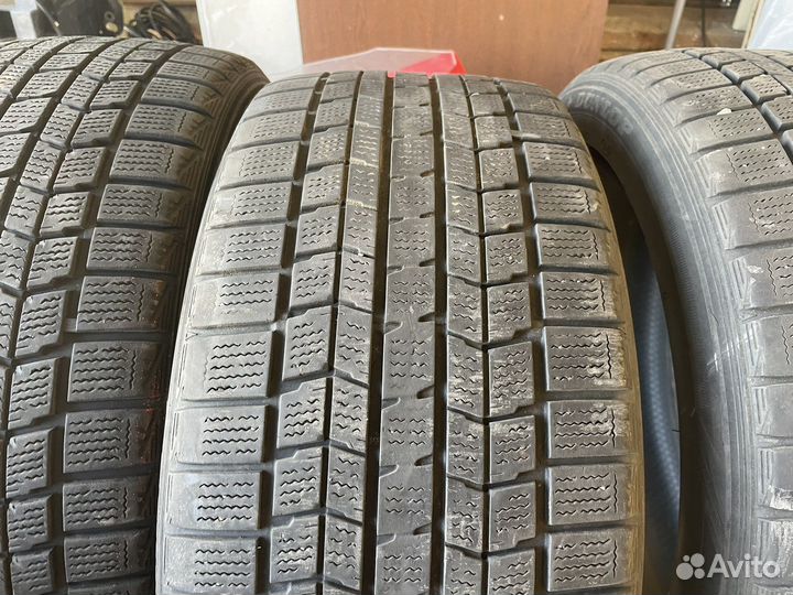 Dunlop Graspic DS3 225/45 R17 и 235/45 R17