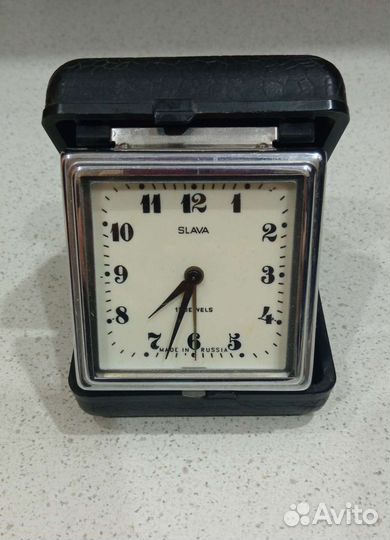 Часы-будильник дорожный Слава