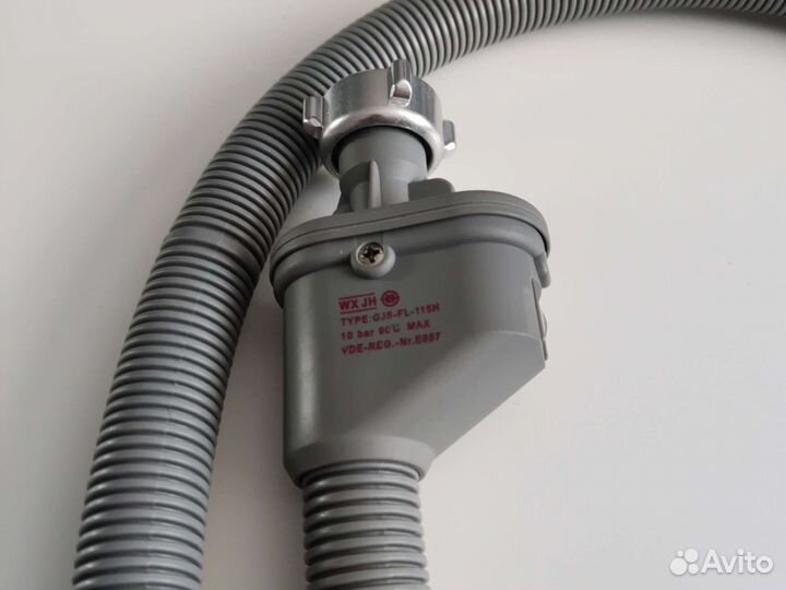 Шланг с аквастопом для стиральной машины