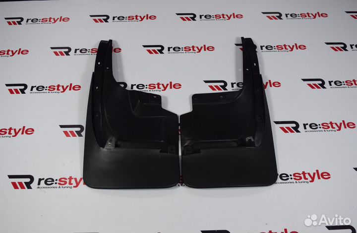 Брызговики Lexus LX570 2012-2015 U975