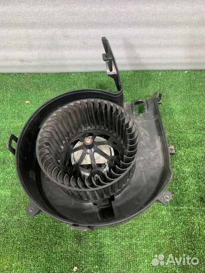 Моторчик печки Opel Vectra седан Z18XE 2005