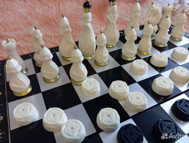 Шахматы нарды шашки 3 в 1 Сибирский сувенир