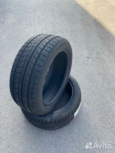 Roadmarch Snowrover 868 205/55 R16 91H