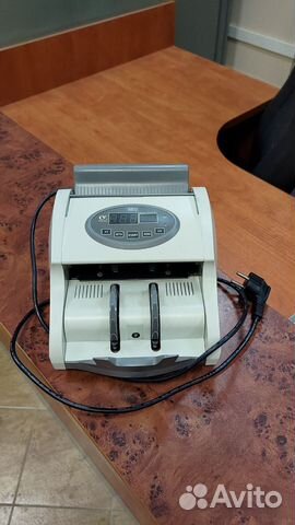 Счетчик банкнот PRO-40 U NEO