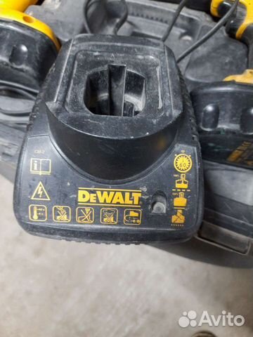 Шуруповерт dewalt