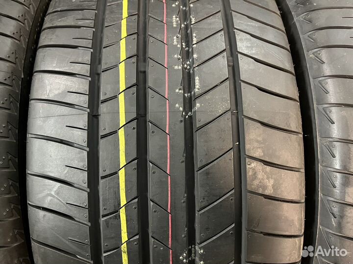 Bridgestone Turanza T005 275/40 R20 и 245/45 R20