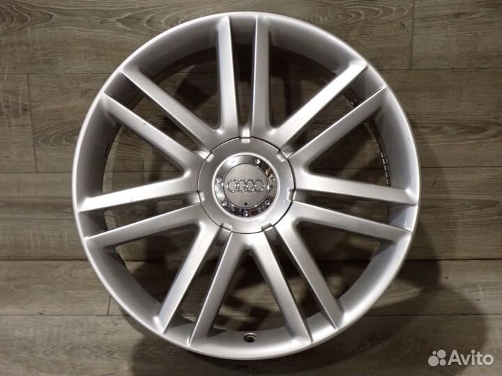 Комплект R20 оригинальных дисков Audi A8 3к