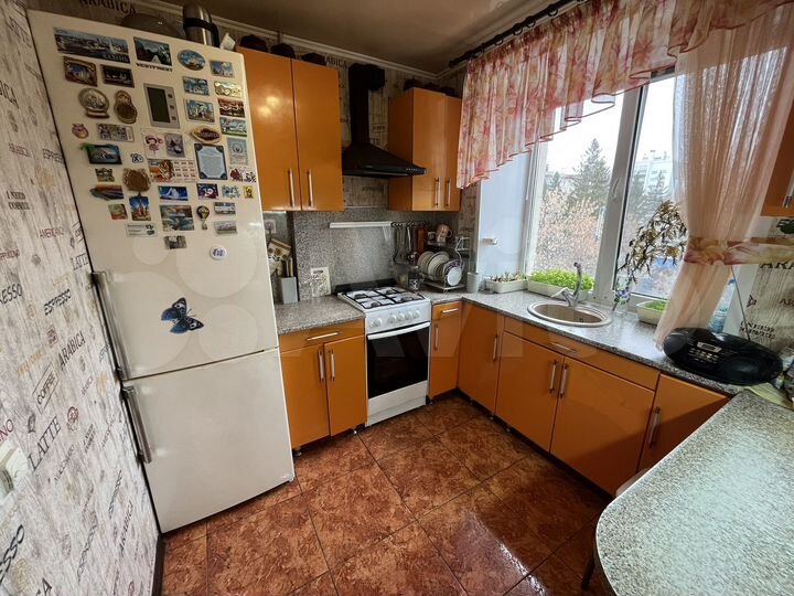 2-к. квартира, 47 м², 4/5 эт.