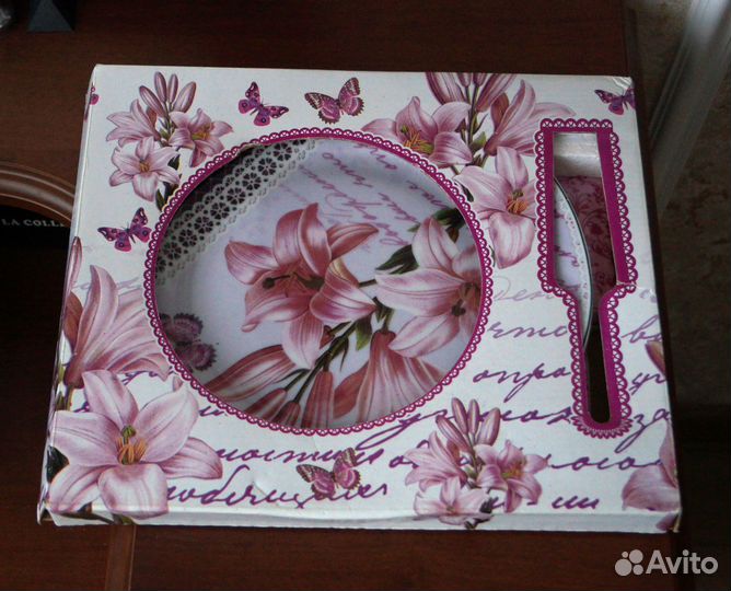 Тарелка фарфоровая для торта с лопаткой