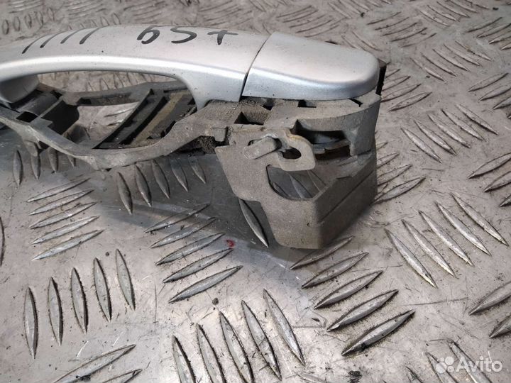 Ручка передняя правая Passat B5