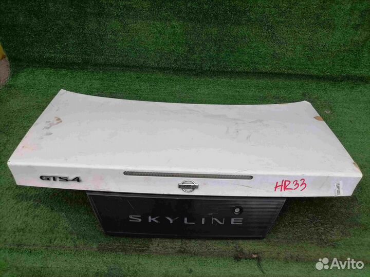 Крышка багажника Nissan Skyline HR33
