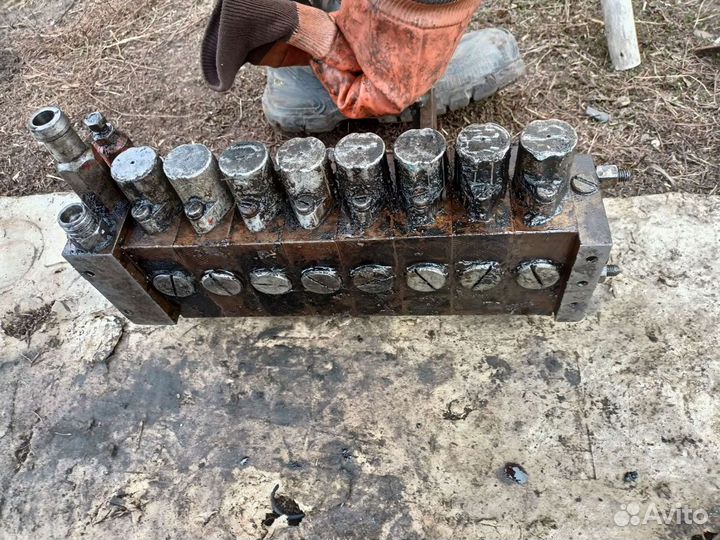 Гидроцилиндр бу