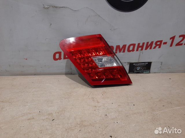 Стоп-планка левая Mercedes E350 W212