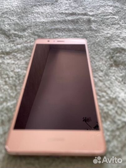 Телефон Huawei P9 lite