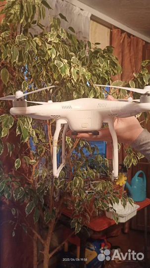 Квадрокоптер DJI Phantom 2