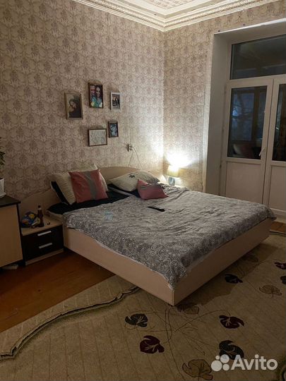 Спальный гарнитур бу