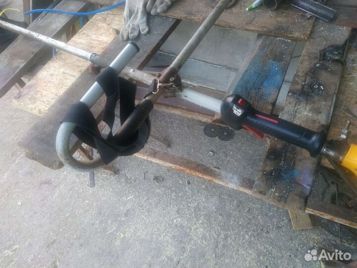 Бензотриммер на запчасти