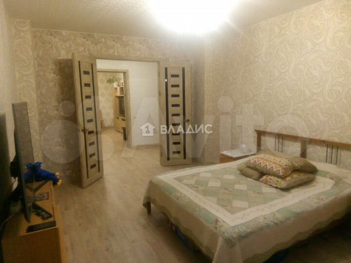 4-к. квартира, 104 м², 2/3 эт.