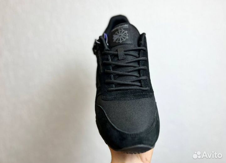 Кроссовки Reebok долговечные