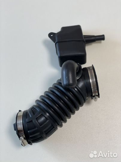 Патрубок воздушного фильтра Nissan Qashqai J10