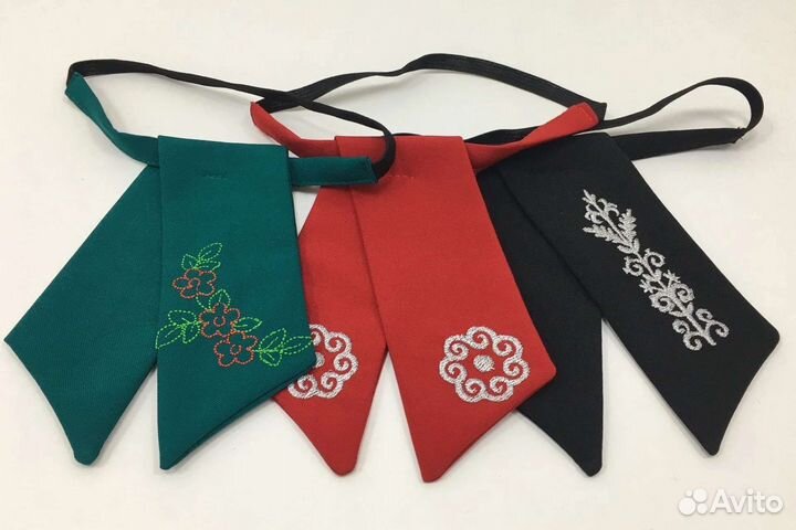 Галстук с орнаментом