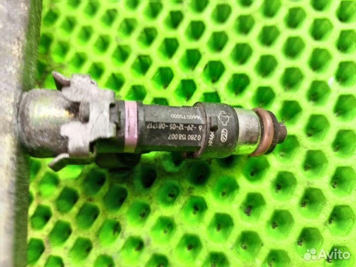 Форсунка топливная Infiniti Qx56