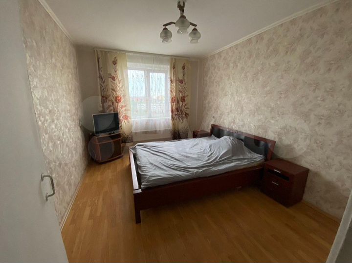 2-к. квартира, 54 м², 9/9 эт.