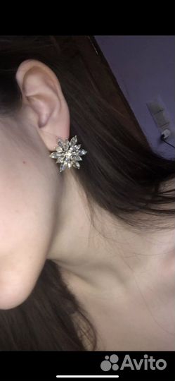 Сверкающие серьги цветы