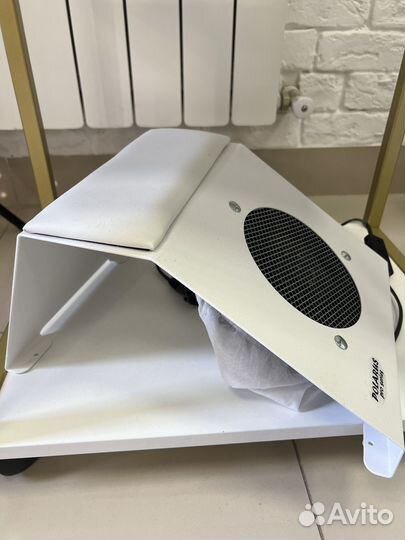 Вытяжка для маникюра напольная