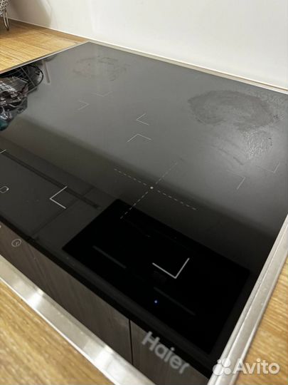 Индукционная варочная панель Haier черный