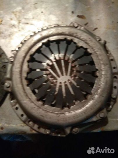 Продам оригинальное сцепление б/у для хендай соляр